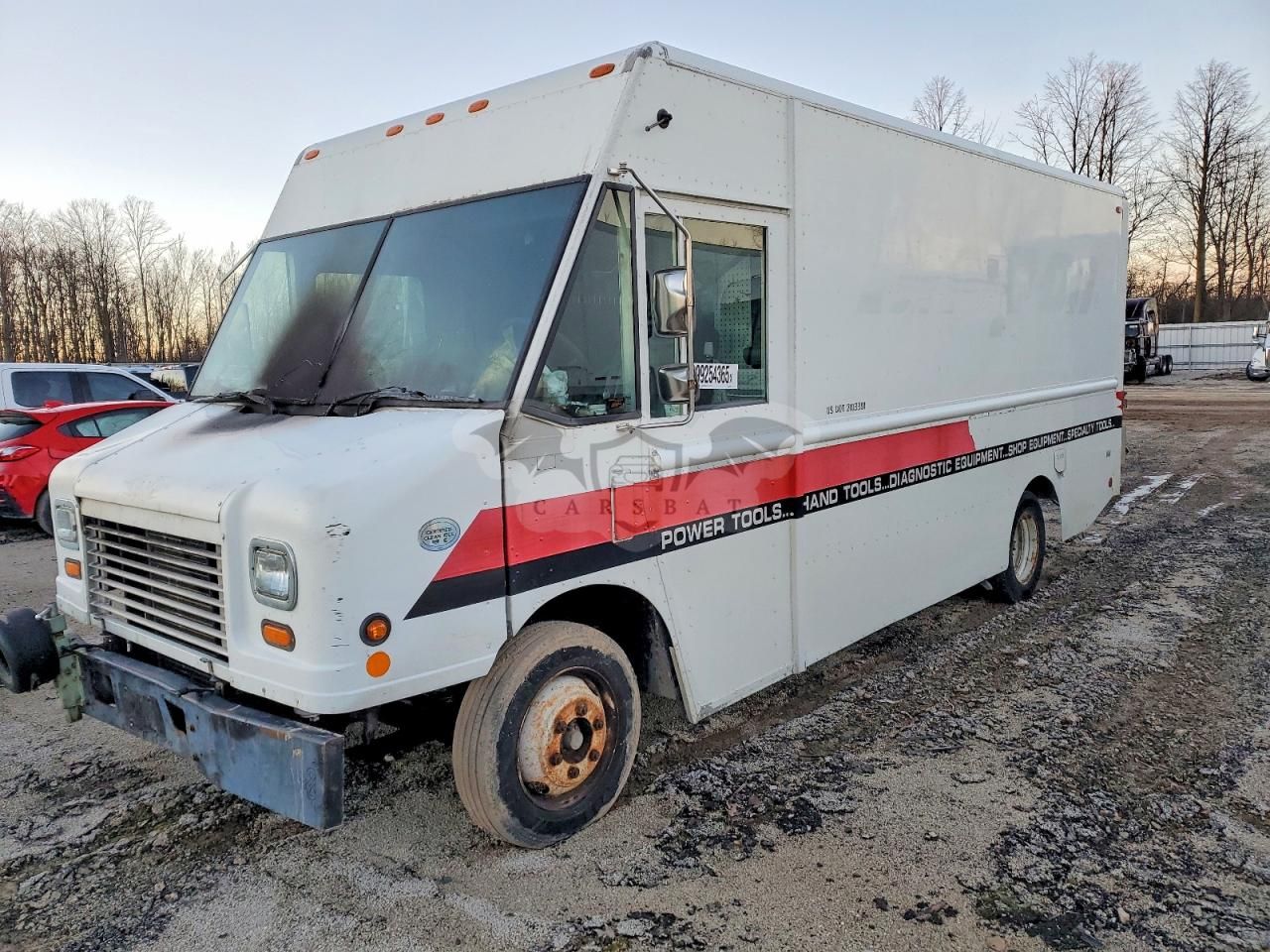 Freightliner Business Class M2 M LINE WALK-IN VAN 6.7L 6 2010