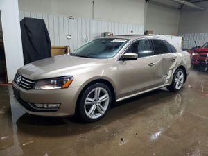 Volkswagen Passat SE 1.8L 4 2015
