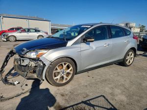 Ford Focus SEL 2.0L 4 2012