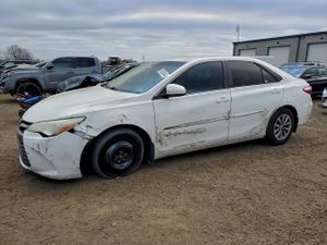 Toyota Camry LE 2.5L 4 2015