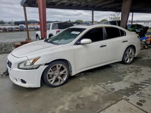 Nissan Maxima S 3.5L 6 2012