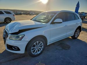 Audi Q5 PREMIUM PLUS 2.0L 4 2014