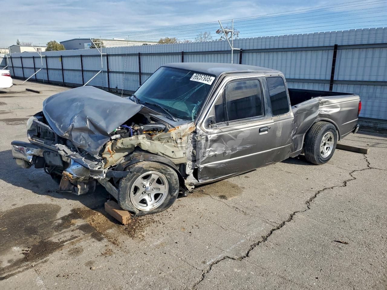 Mazda B-series CAB PLUS 4.0L 6 1999