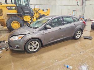 Ford Focus SE 2.0L 4 2014