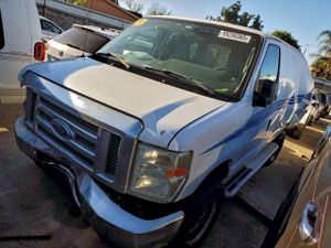 Ford Econoline E250 VAN 4.6L 8 2013