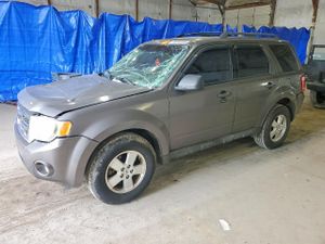 Ford Escape XLT 3.0L 6 2012