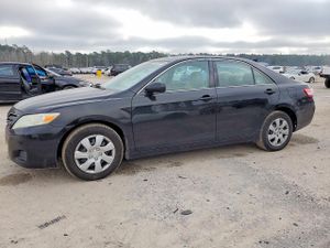Toyota Camry BASE 2.5L 4 2011