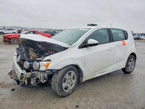 Chevrolet Aveo (Sonic) LS 1.8L 4 2014