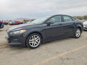 Ford Fusion SE 2.5L 4 2015