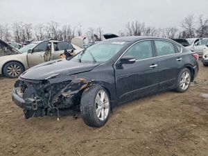 Nissan Altima 2.5L 4 2015