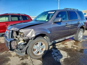 Ford Escape XLT 3.0L 6 2012
