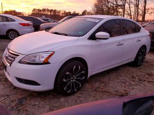 Nissan Sentra S 1.8L 4 2015