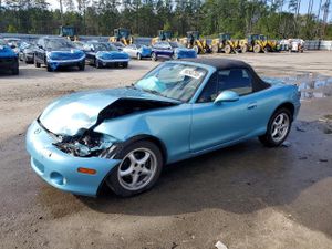 Mazda MX-5 (Miata) BASE 1.8L 4 2002