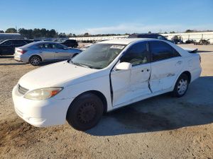 Toyota Camry LE 2.4L 4 2002