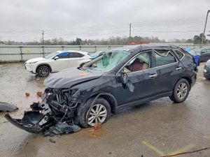 Nissan Rogue S 2.5L 4 2014