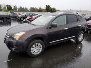 Nissan Rogue S 2.5L 4 2015