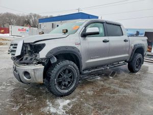 Toyota Tundra CREWMAX 5.7L 8 2008