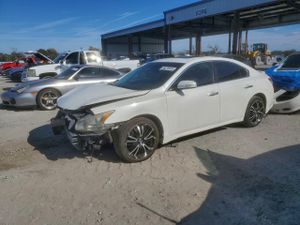 Nissan Maxima S 3.5L 6 2010