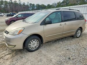Toyota Sienna CE 3.3L 6 2004