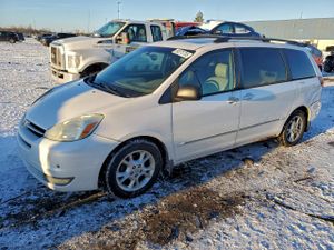 Toyota Sienna XLE 3.3L 6 2004