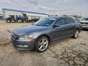 Volkswagen Passat SEL 3.6L 6 2013