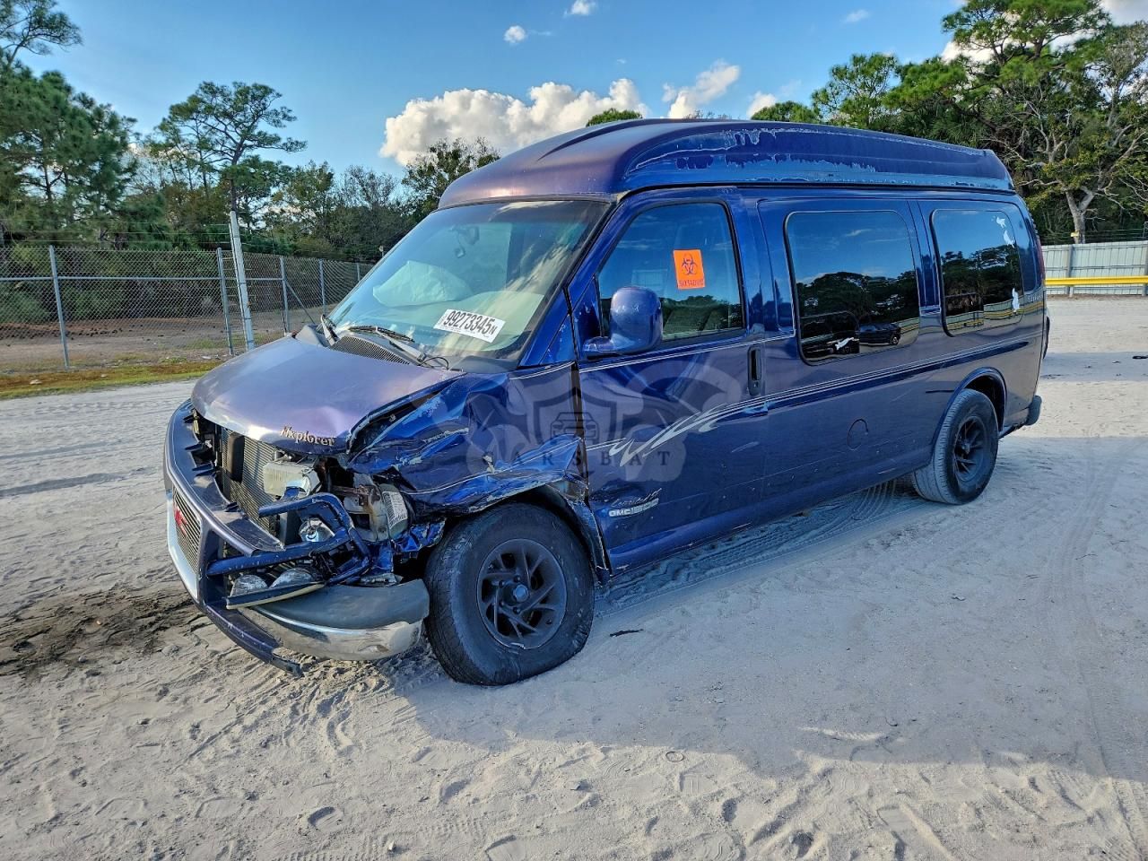 GMC Savana RV G1500 5.7L 8 2002