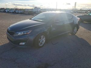 Kia Optima LX 2.4L 4 2015