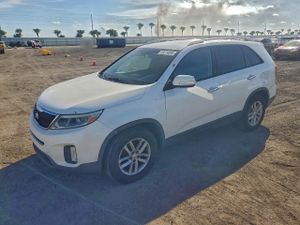 Kia Sorento LX 2.4L 4 2014