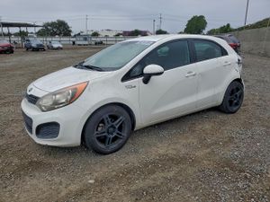 Kia Rio LX 1.6L 4 2013