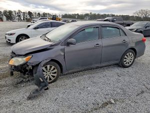 Toyota Corolla BASE 1.8L 4 2013