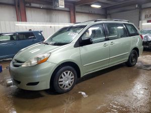 Toyota Sienna CE 3.5L 6 2007