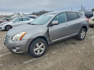 Nissan Rogue S 2.5L 4 2013