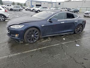 Tesla Model S 2013