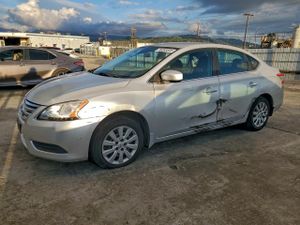 Nissan Sentra S 1.8L 4 2015