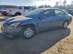 Nissan Altima BASE 2.5L 4 2011