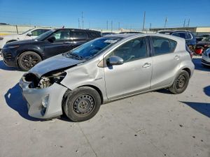 Toyota Prius 1.5L 4 2015