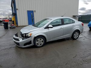 Chevrolet Aveo (Sonic) LS 1.8L 4 2015