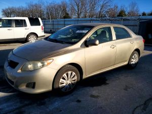 Toyota Corolla BASE 1.8L 4 2010
