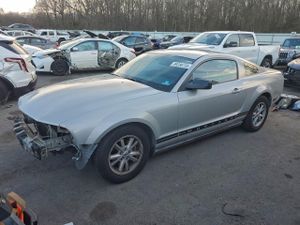 Ford Mustang 4.0L 6 2005