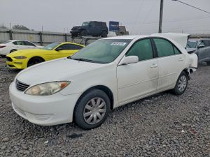 Toyota Camry LE 2.4L 4 2005