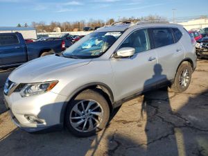 Nissan Rogue S 2.5L 4 2015