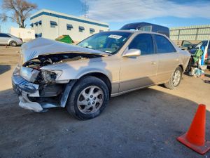 Toyota Camry CE 2.2L 4 2000