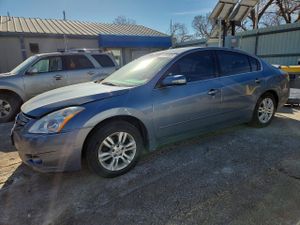 Nissan Altima BASE 2.5L 4 2012