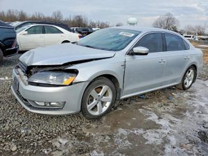 Volkswagen Passat S 1.8L 4 2015