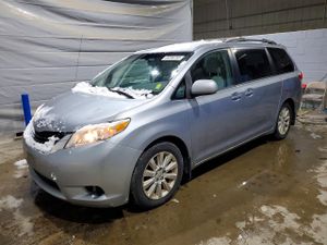 Toyota Sienna 3.5L 6 2011