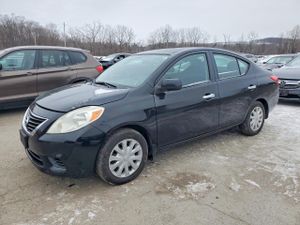 Nissan Versa S 1.6L 4 2014