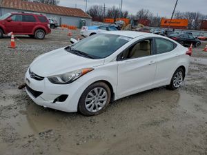 Hyundai Elantra GLS 1.8L 4 2012