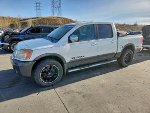 Nissan Titan XE 5.6L 8 2009