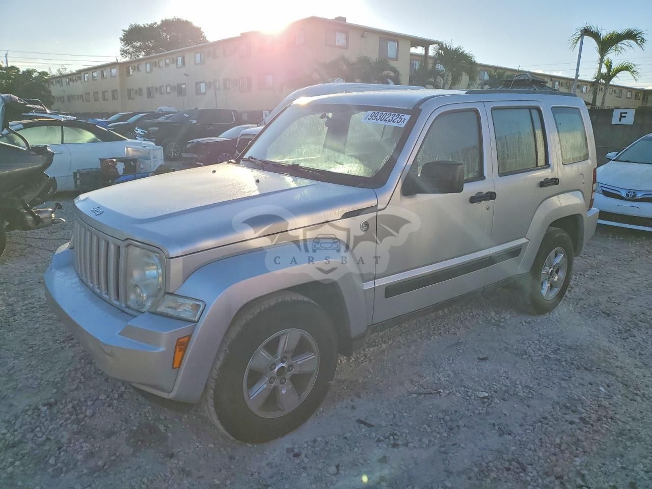 Jeep Liberty SPORT 3.7L 6 2011