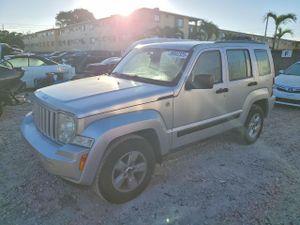 Jeep Liberty SPORT 3.7L 6 2011